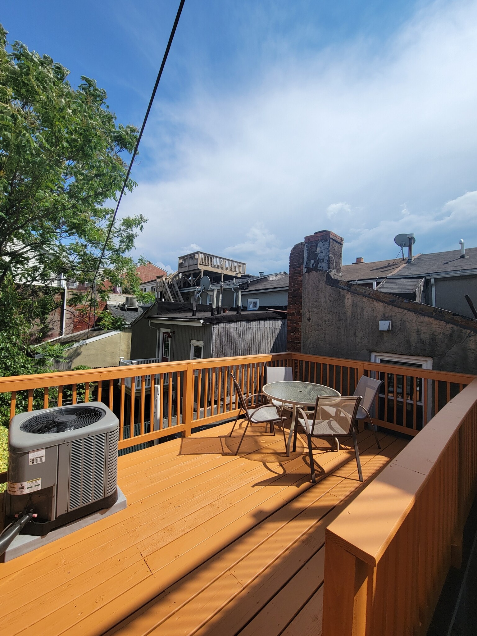 Deck - 2316 Cambridge St
