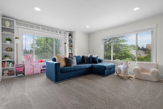 Building Photo - 11311 66th Ave