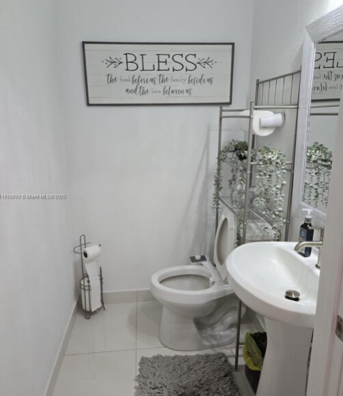 Building Photo - 249 NW 12th Ct