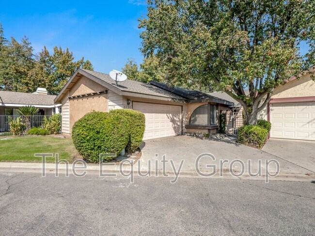 Primary Photo - 1730 E Babcock Ave