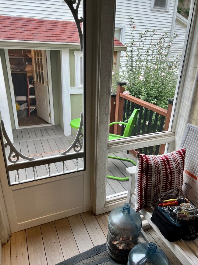 Building Photo - 1003 Court St