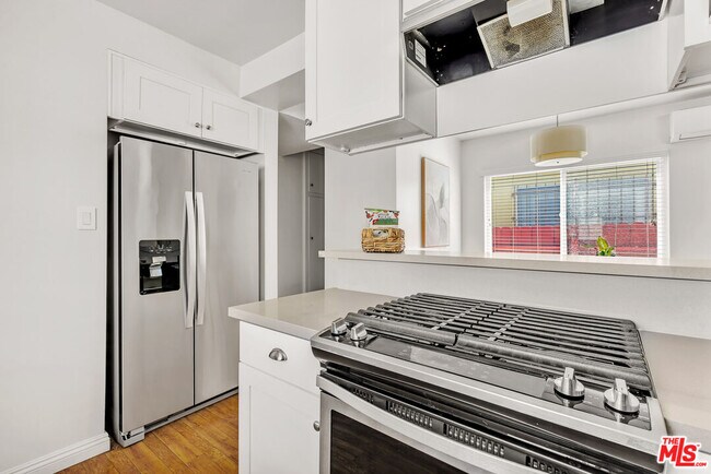 Building Photo - 15006 Burin Ave