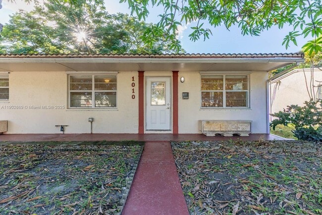 Building Photo - 1010 N 69th Way