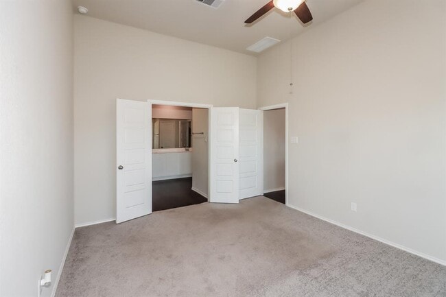 Building Photo - 331 Jewett Meadow Dr