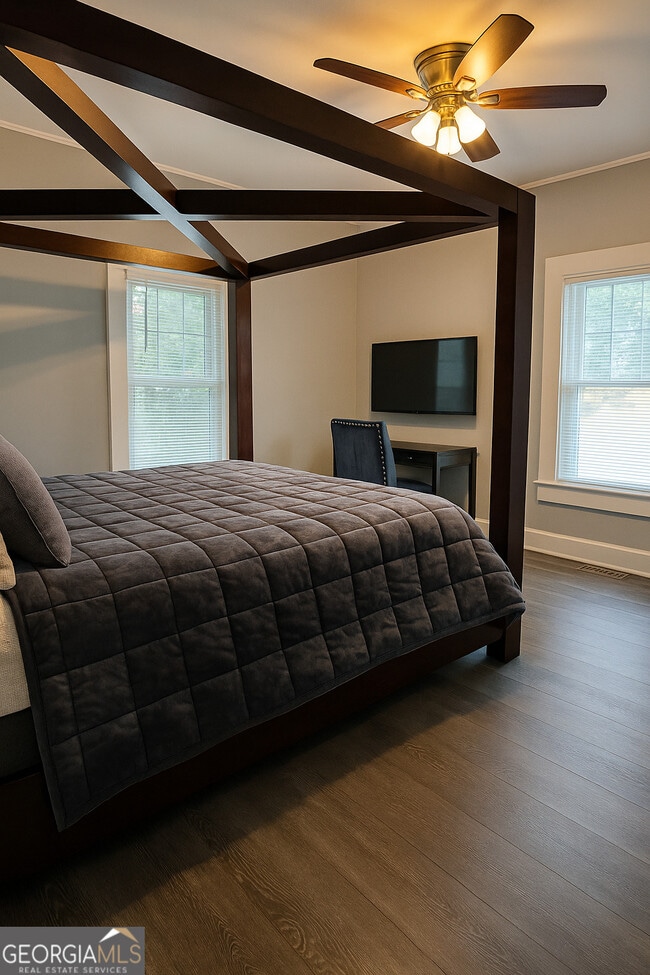 Building Photo - 2134 Main St NW