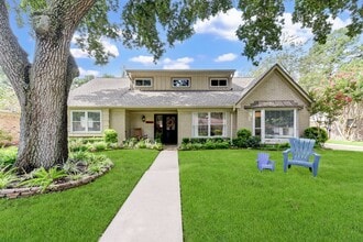 Building Photo - 10707 Piping Rock Ln