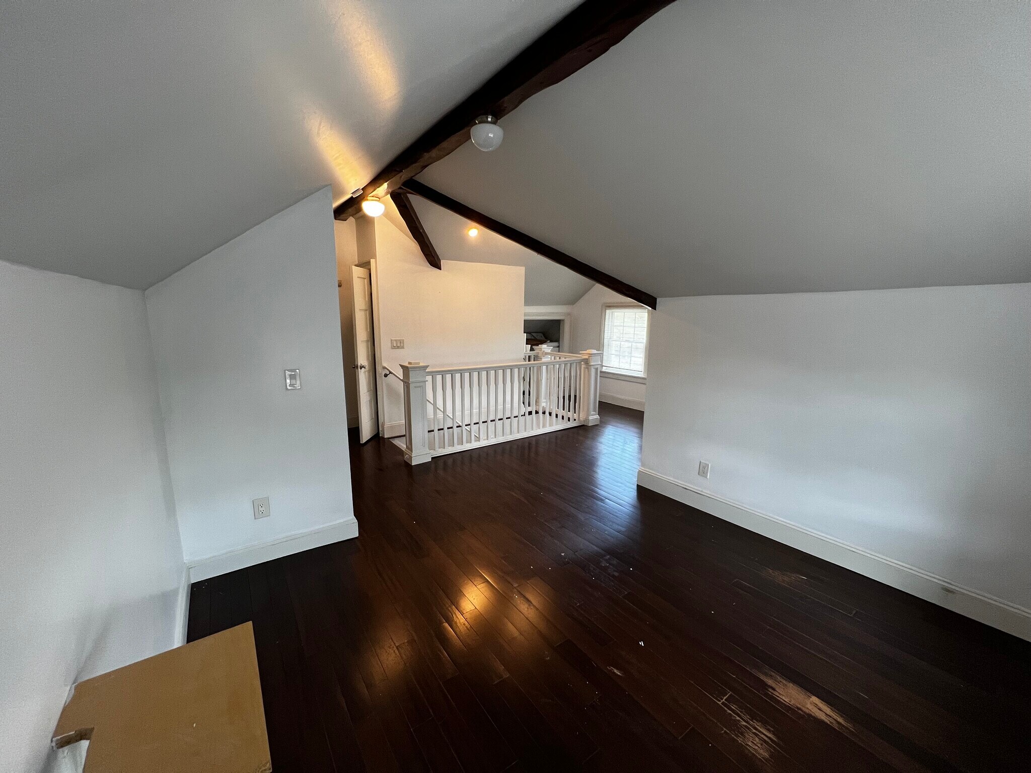 Building Photo - 314 3rd St