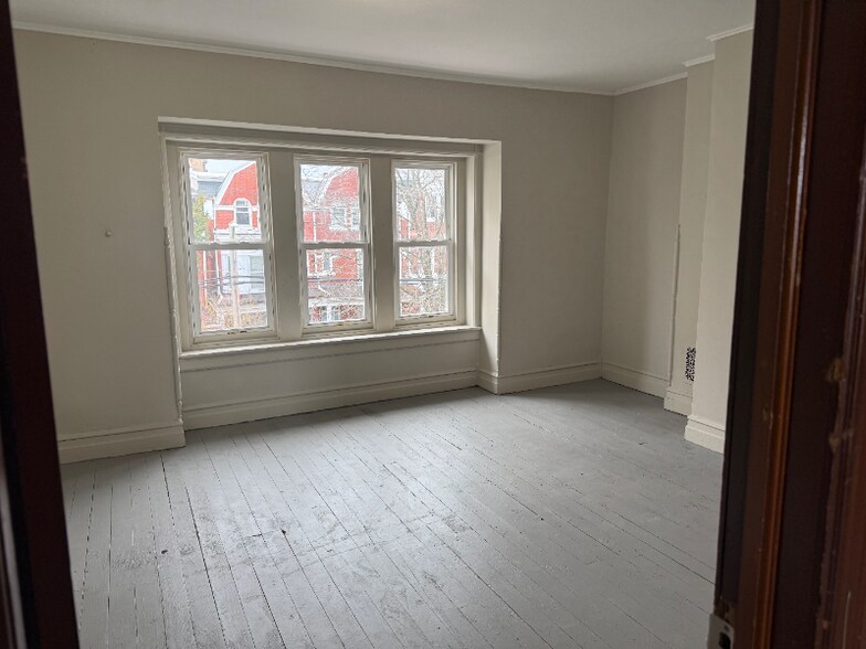 Building Photo - 41 S Franklin St