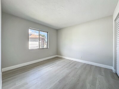Building Photo - 5542 32nd Ave SW