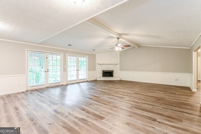 Building Photo - 540 Ansley Dr
