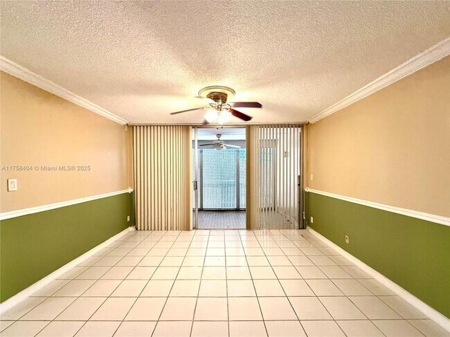 Building Photo - 2 bedroom in North Miami Beach FL 33179