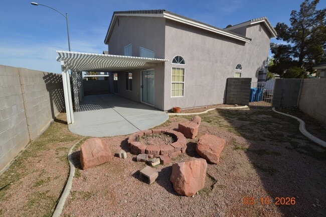 Building Photo - 8236 Golf Player St