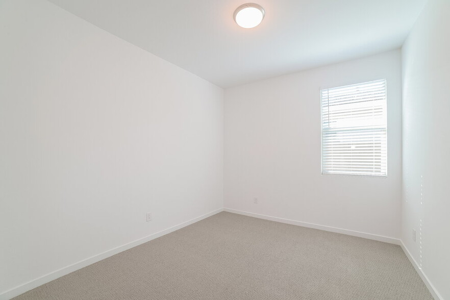 Building Photo - 5635 W Walatowa St