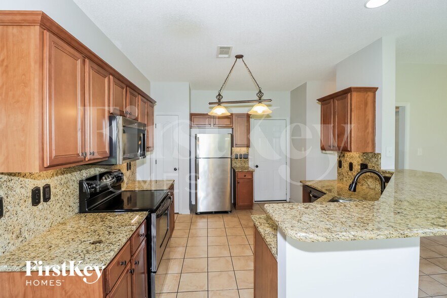 Building Photo - 1432 Sutton Meadow Ln