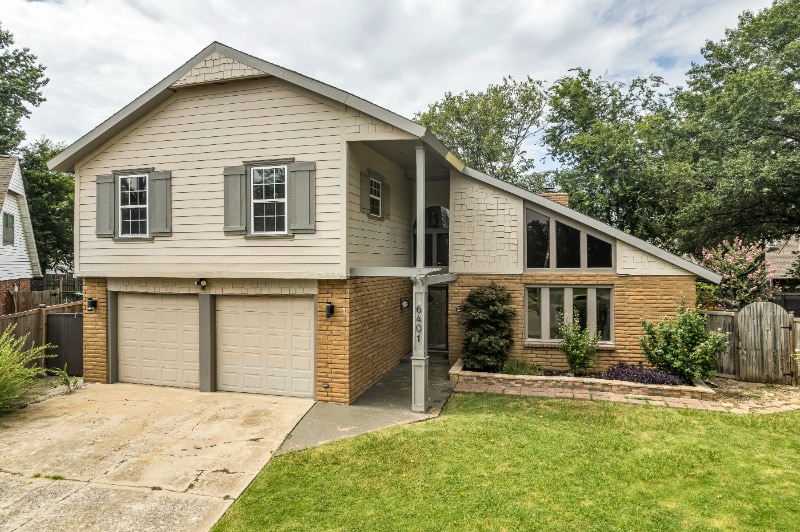 Building Photo - 6401 S 86th E Ave