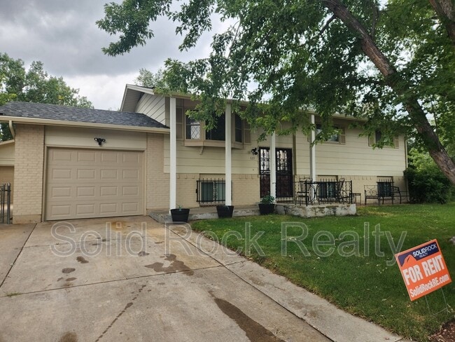 Primary Photo - 635 Quebec St