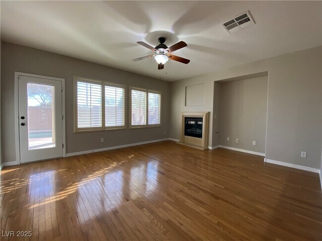 Building Photo - 3509 W Birdwatcher Ave