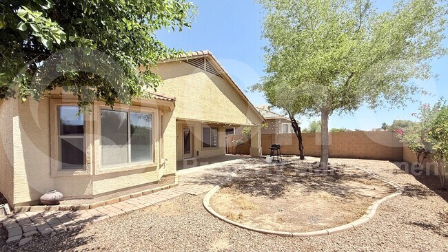 Building Photo - 20784 N Jones Ct