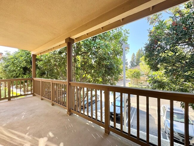 Building Photo - Beautiful 1Bd/1Ba located in Tustin!