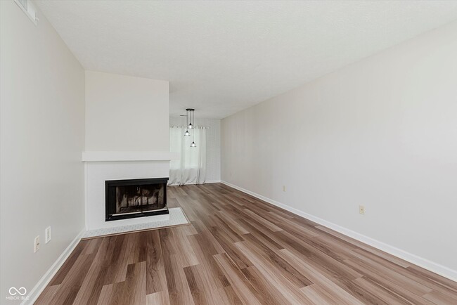 Building Photo - 10772 Morristown Ct