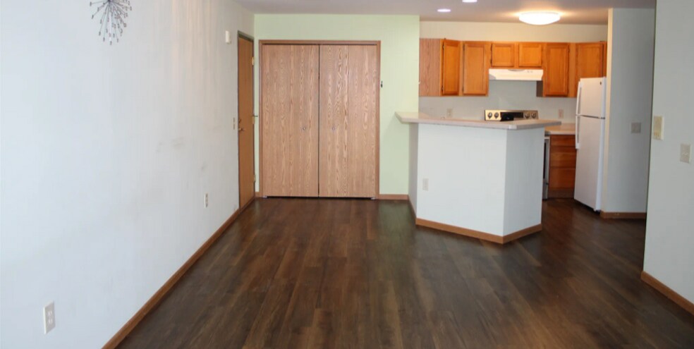 Building Photo - 33A Grand Canyon Dr
