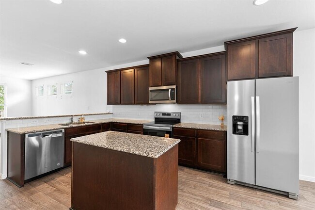 Building Photo - 213 Michaelis Dr