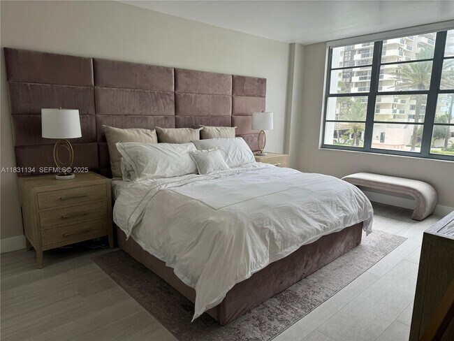 Building Photo - 5700 Collins Ave