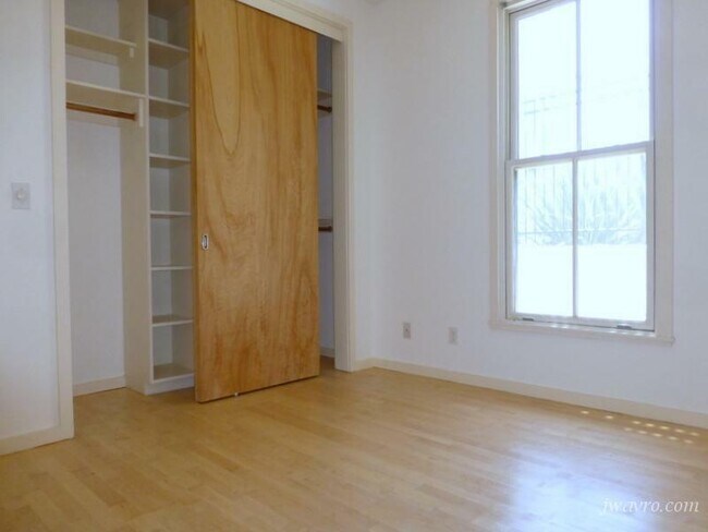 Building Photo - 2646 3rd St