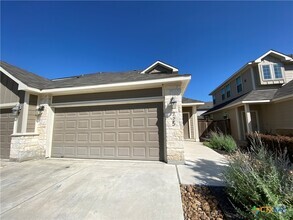 Building Photo - 725 Milestone Pk