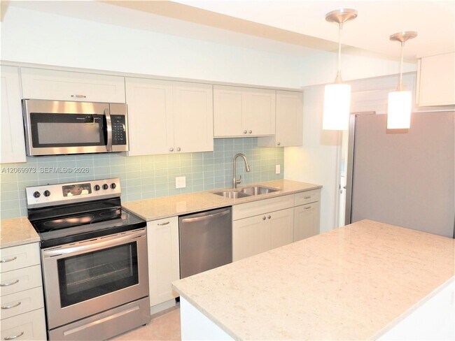 Building Photo - 8401 SW 107th Ave
