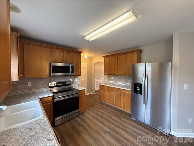 Building Photo - 9407 Pepperidge Ave NW