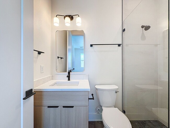 Building Photo - 342 14th St N