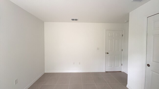 Building Photo - BRAND NEW Beautiful 4-bedroom, 3-bathroom ...