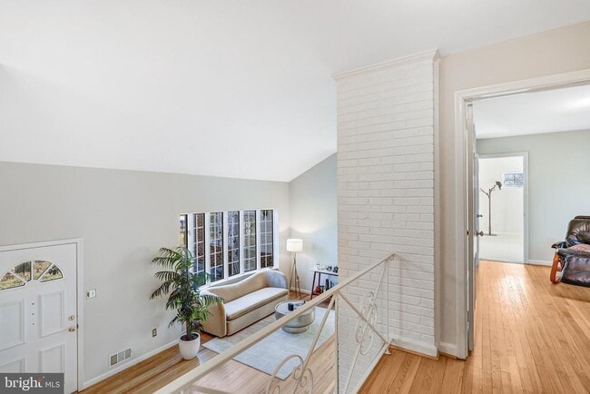 Building Photo - 9232 Forest Haven Dr