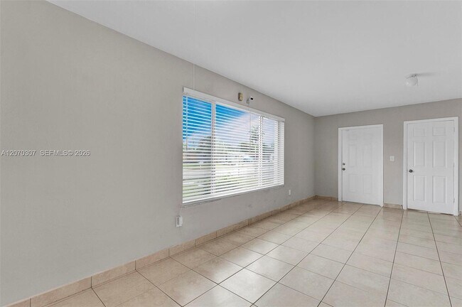 Building Photo - 551 NW 30th Terrace
