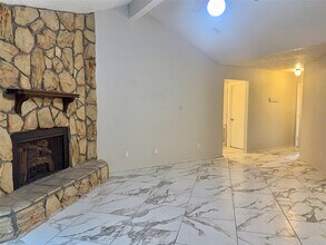 Building Photo - 14207 Long River Ct