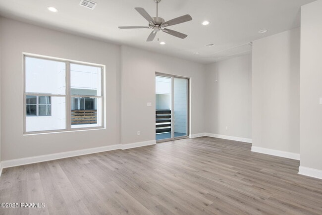 Building Photo - 104 Canvasback Dr