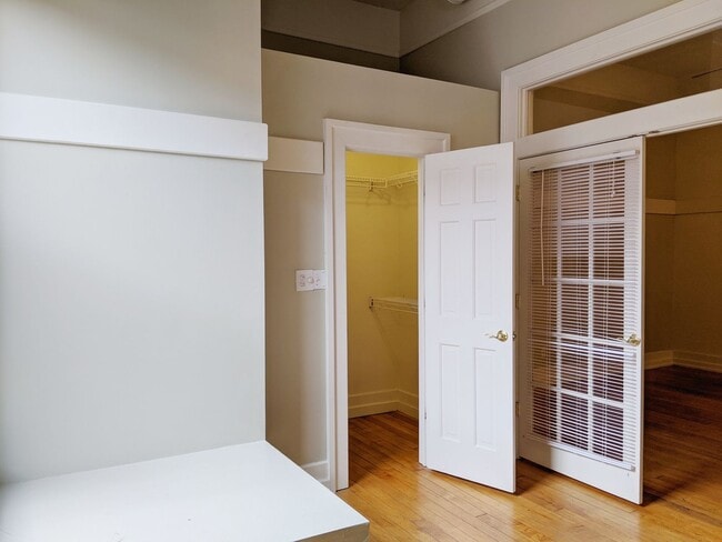 Building Photo - Vance - Residential