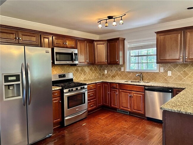 Building Photo - 3211 Flamingo Dr