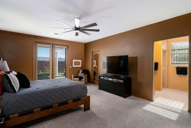 Building Photo - 2090 Savanna Way