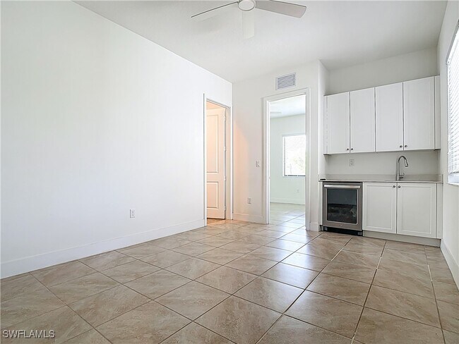 Building Photo - 4815 Frattina St.