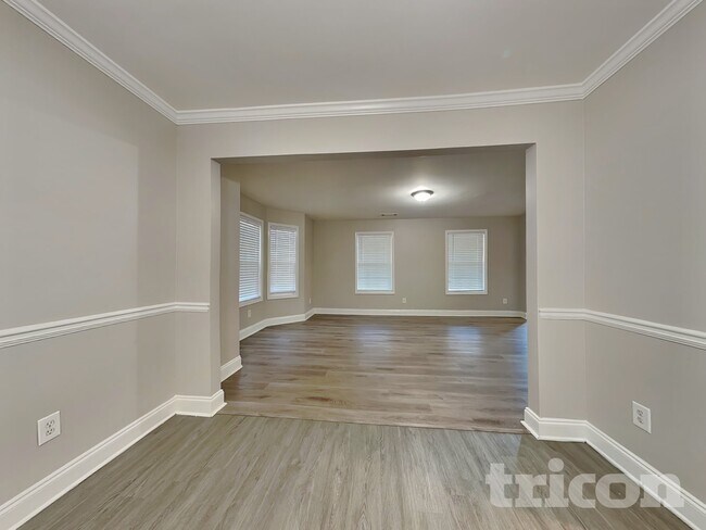 Building Photo - 3540 Stoney Creek Way