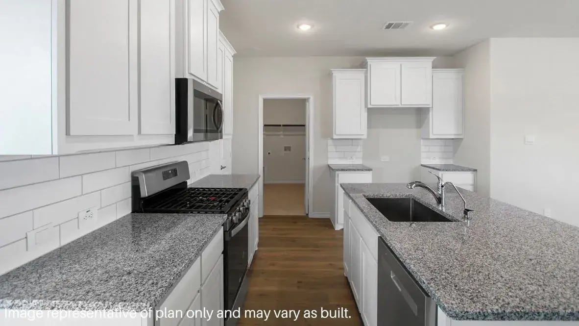 Building Photo - 325 Willowmore Dr