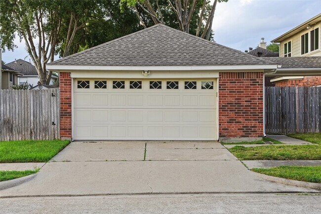 Building Photo - 3603 Wild Berry Ct