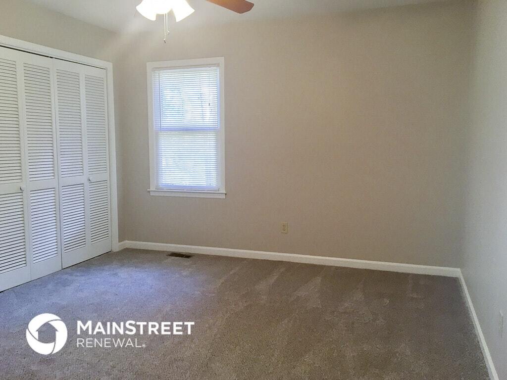 Building Photo - 4631 Candlewyck Way