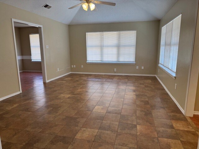 Building Photo - 2516 26th St