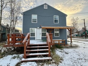 Building Photo - Eighth Ave - 760