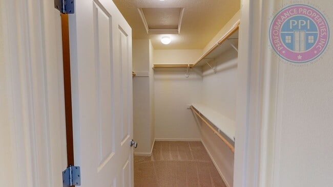 Building Photo - Bethany - Luxury Home, Central Air-Conditioning, Community Pool, Pet Welcome