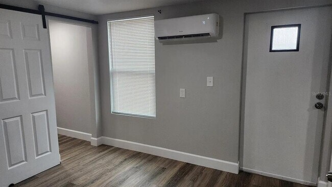 Building Photo - 837 Ethyl St