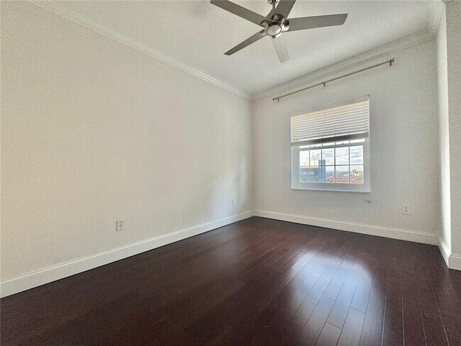 Building Photo - 195 14th St NE